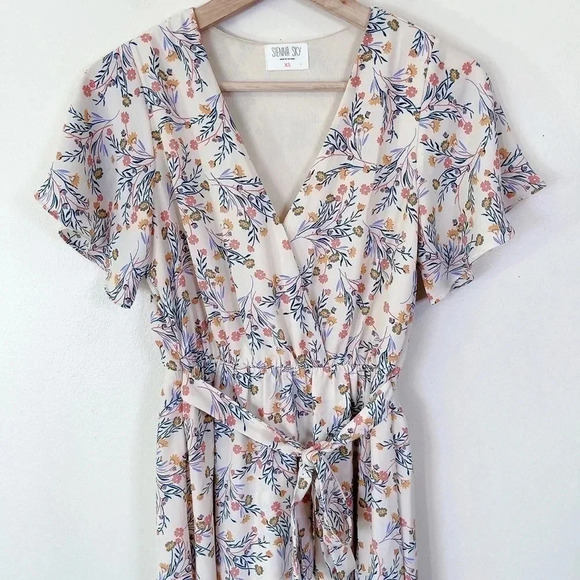 Sienna  Sky Floral Wrap Short Sleeve Dress - Picture 6 of 15